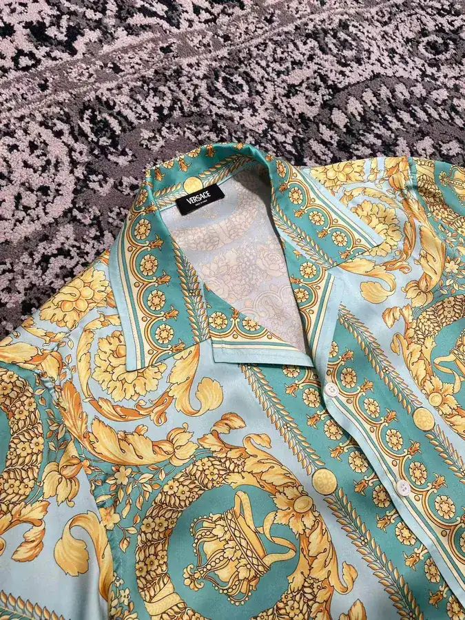Versace 2025 New Soft Twill Print Shirt with Collar