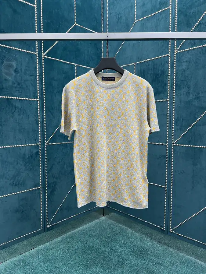 25ss Early Autumn New Round Neck Shirt by Lvjia