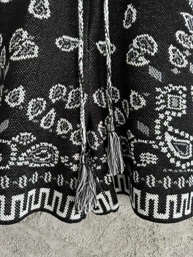 ALANUi 2025SS Cotton Shorts with Cashew Flower Pattern