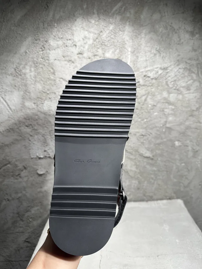 Rick Owens 2025SS Crazy Buckles Bucket Bag