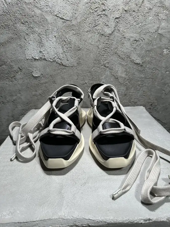 Rick Owens 2023SS Thick Heel Buckle Sandals