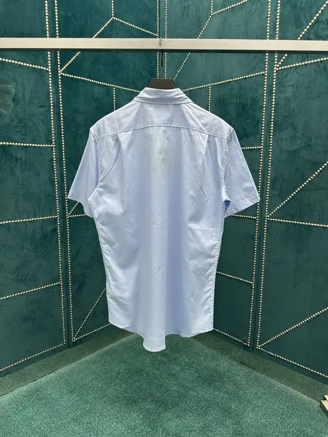 25ss New Stripe Pattern Pointed Button Short Sleeve Shirt
