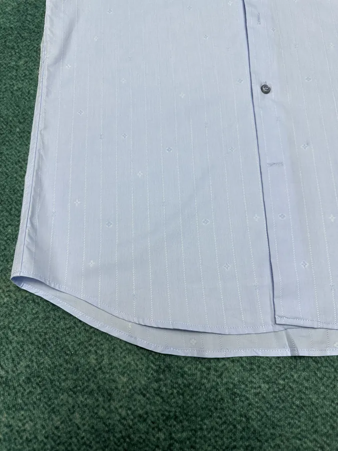 25ss New Stripe Pattern Pointed Button Short Sleeve Shirt