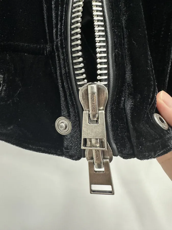 TOMFORD Leather Jacket with Velvet Lining and Geometric Quilting