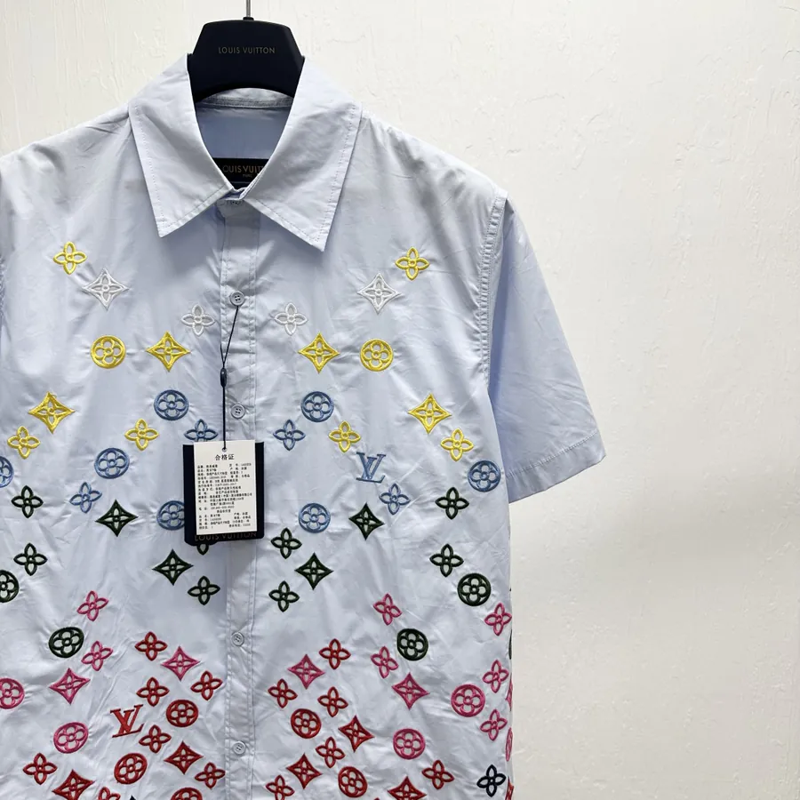 1V Embroidered Short Sleeve Shirt