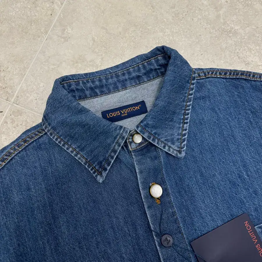1V Logo Patchwork Calfskin Denim Short Sleeve Shirt