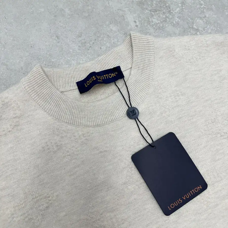 1V Knit Sweater