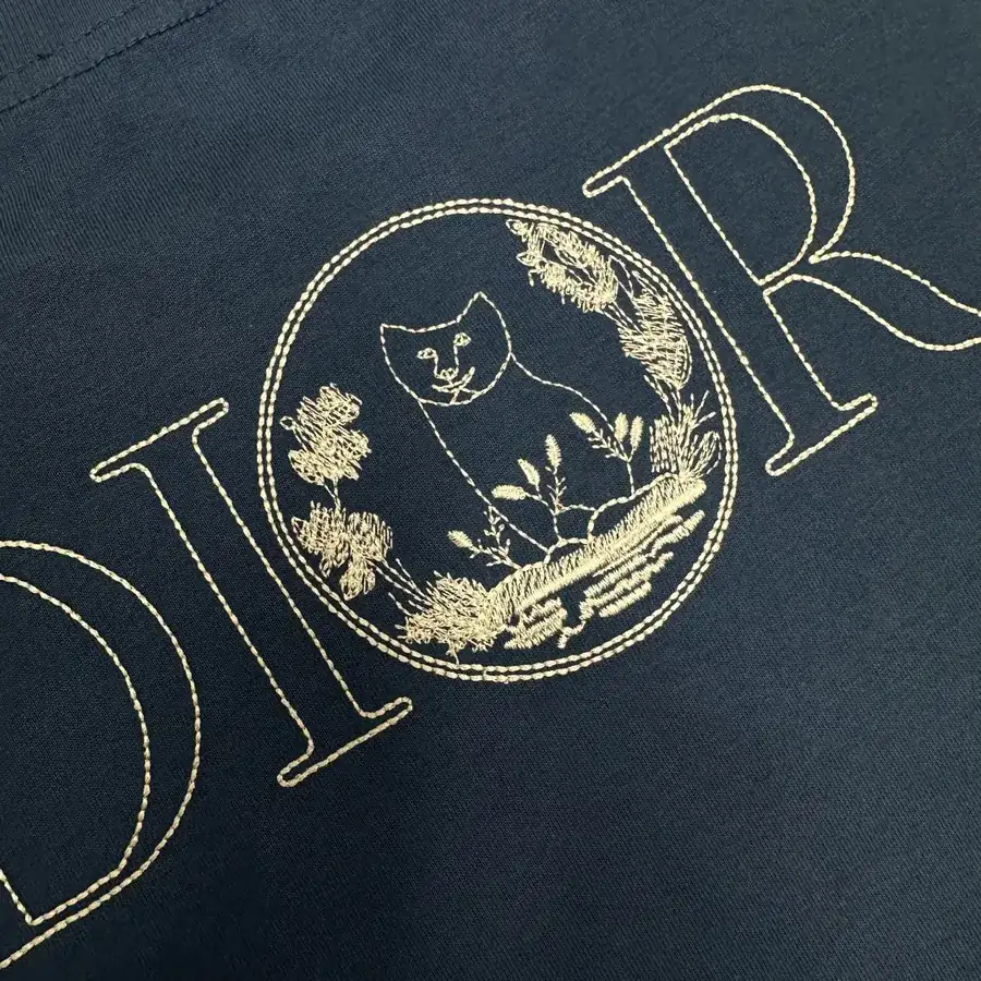 D1or & HYLTON NEL Collaboration Embroidered Short Sleeve T Shirt