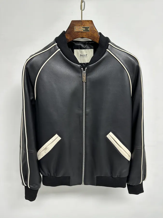 Old Money Winter Coat in Sheepskin