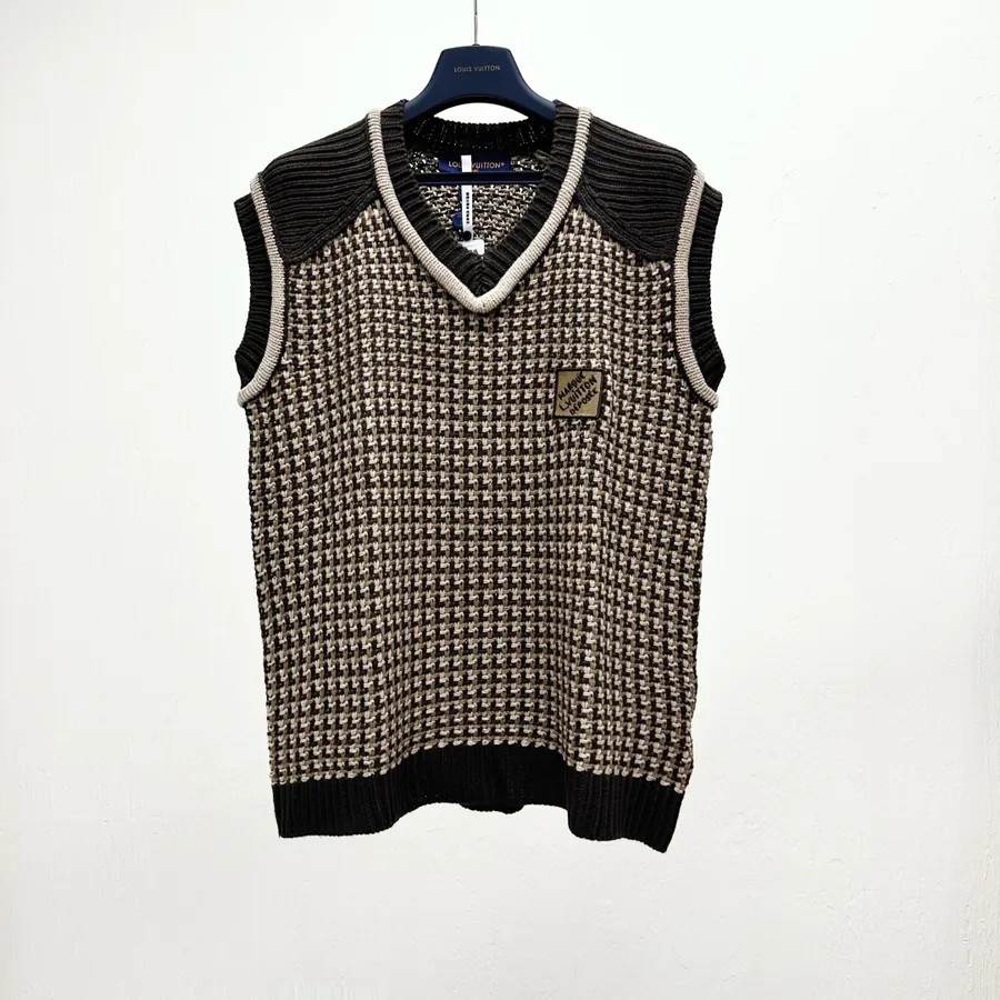 1V Cotton Twill Tank Top