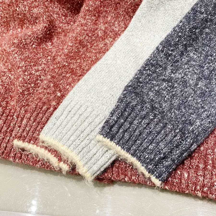 Brunello Cucinelli Men's Spot Pattern Wool Blend Knit