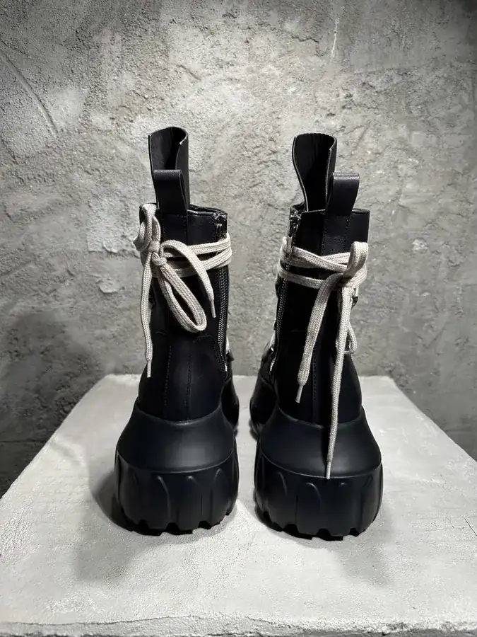 Rick Owens 2025SS New Generation Octopus Sole Crazy Strap Boots