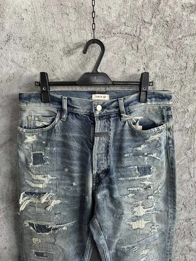 FEAR OF GOD 2024SS Autumn Winter Ripped Jeans