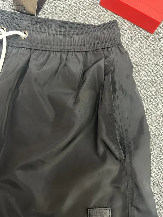 P100 Boss Men's Beach Trunks