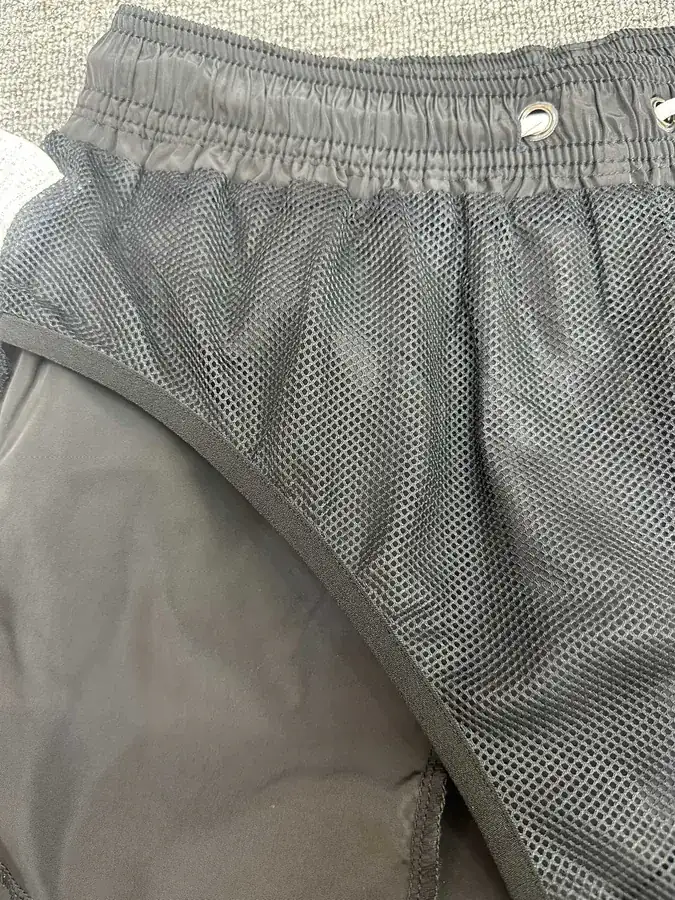 P100 Boss Men's Beach Trunks