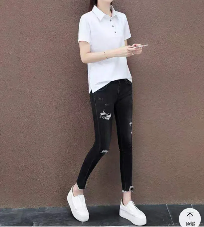 Original Quality Women's Polo Shirt with Embroidered Collar and Striped Button Design