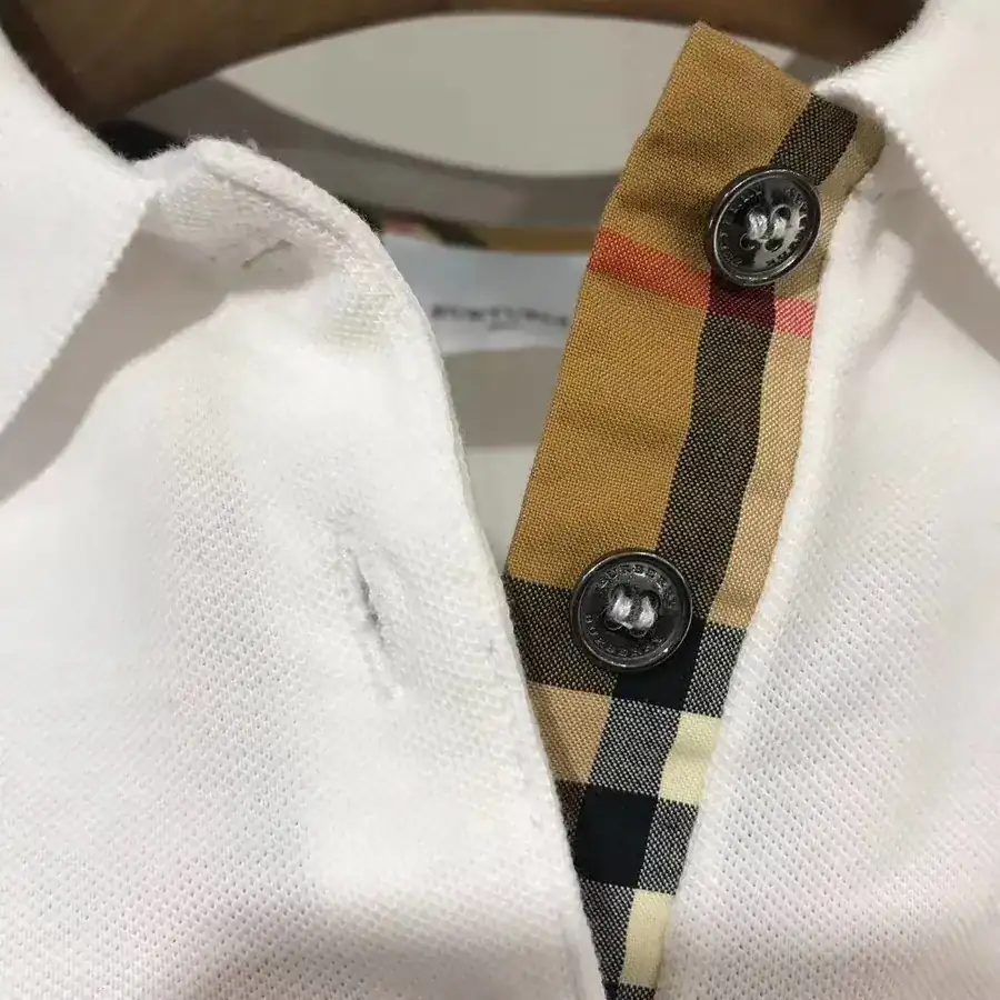 Original Quality Women's Polo Shirt with Embroidered Collar and Striped Button Design