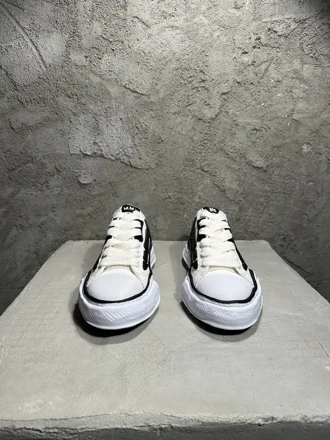 AMIRI x MMY 2025SS Collaboration Skeletal Low Sneakers