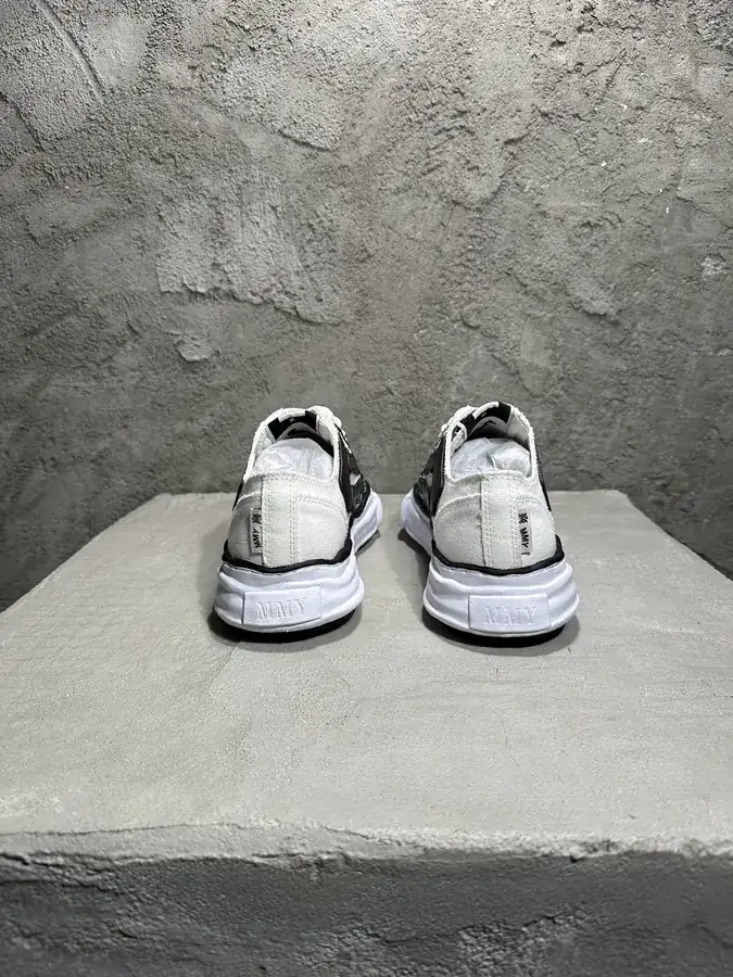 AMIRI x MMY 2025SS Collaboration Skeletal Low Sneakers