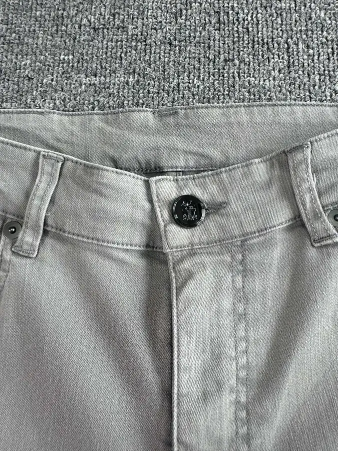 Brunello Cucinelli Spring Summer 2025 New Collection Denim Pants with Five Pockets