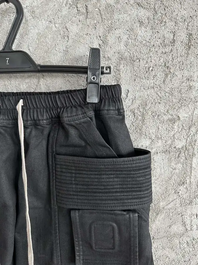 RICK OWENS DEKSHDW 2024SS Seven Quarter Pant with Custom Logo Tassel