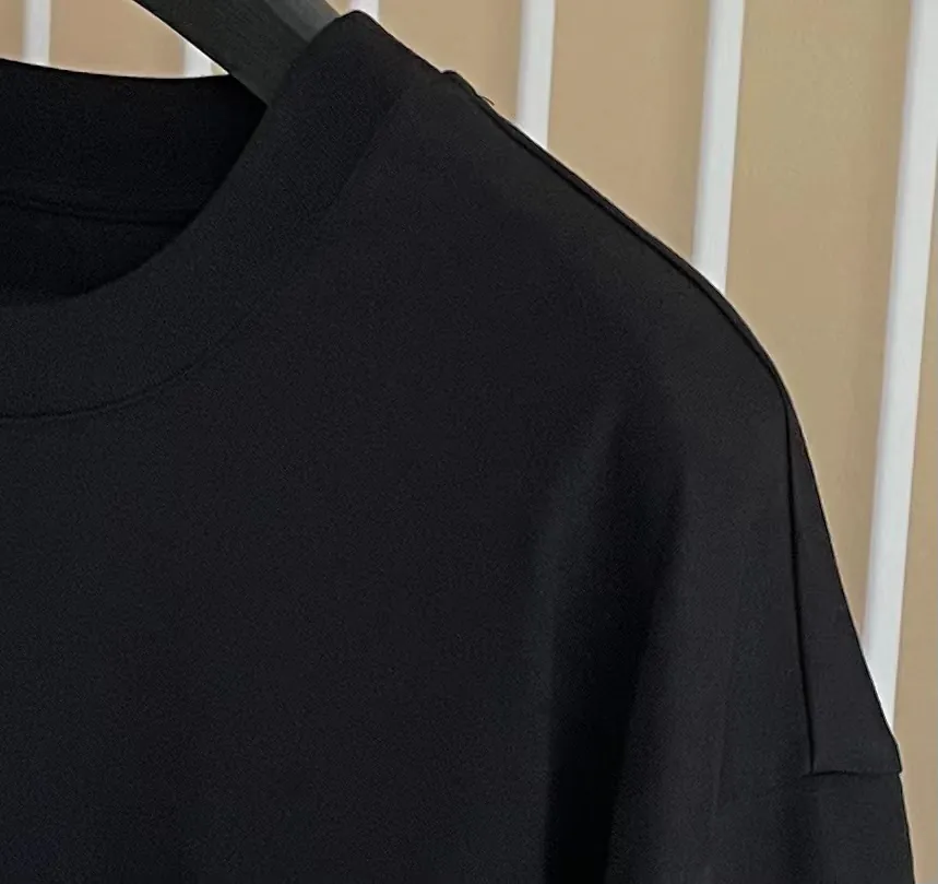 P210 GVC Embroidered Logo Print Long Sleeve