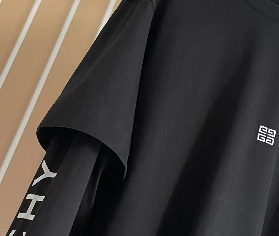 P210 GVC Embroidered Logo Print Long Sleeve