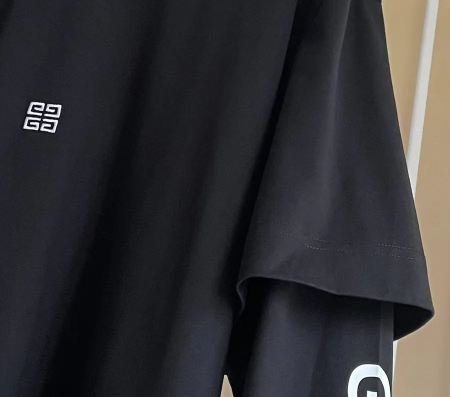 P210 GVC Embroidered Logo Print Long Sleeve