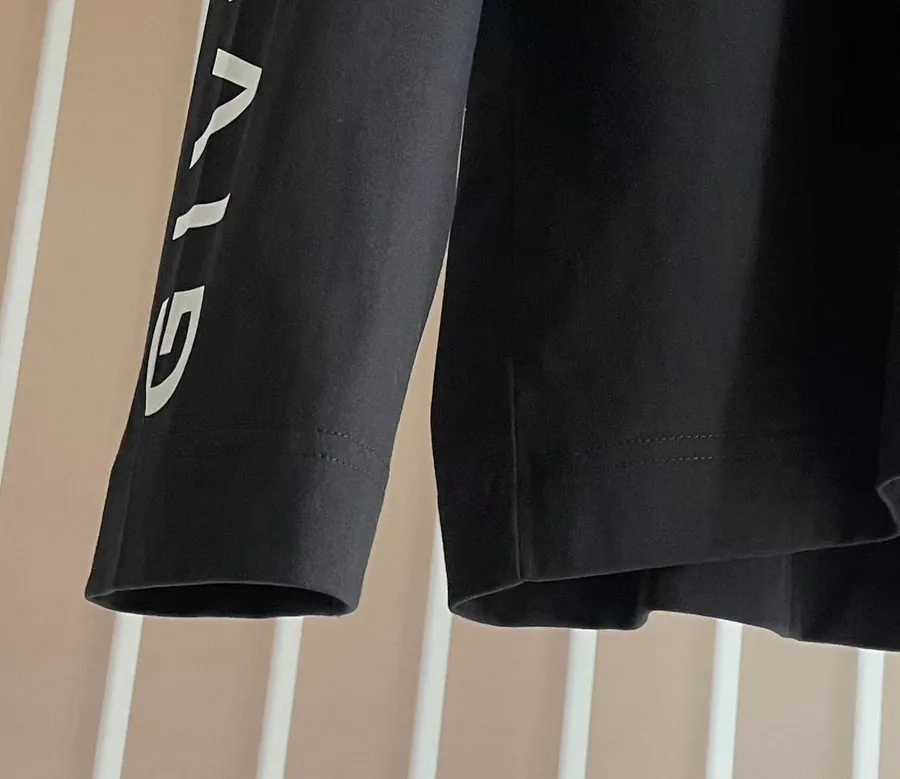 P210 GVC Embroidered Logo Print Long Sleeve