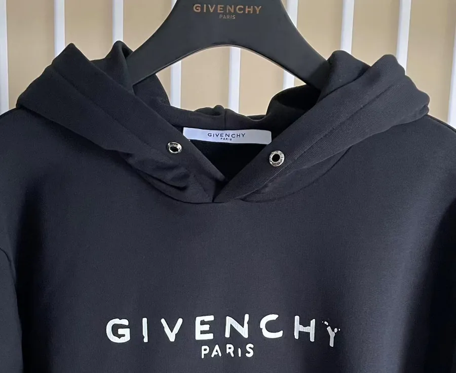 P230 G V C Hoodie with Ripped Lettering One Size