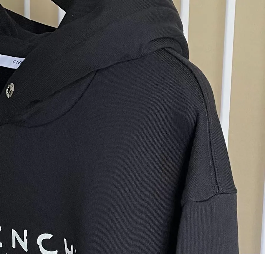 P230 G V C Hoodie with Ripped Lettering One Size