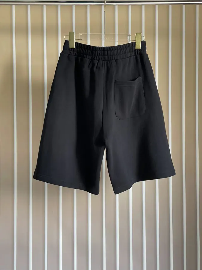 P220 G V C Shorts with Chain