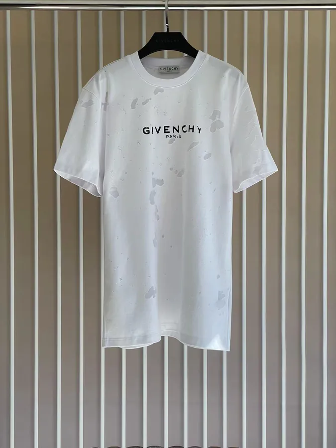 P175 G V C Small Letter Ripped Patchwork