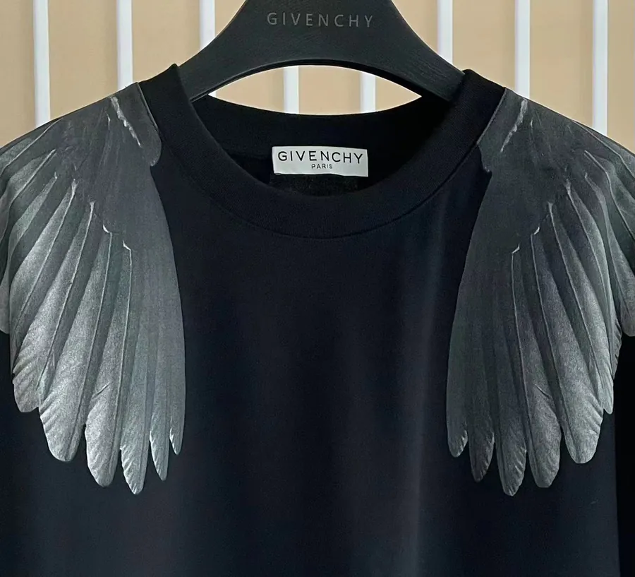 P170 G V C T Shirt with Large Wings One Size