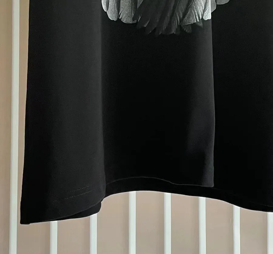 P170 G V C T Shirt with Large Wings One Size