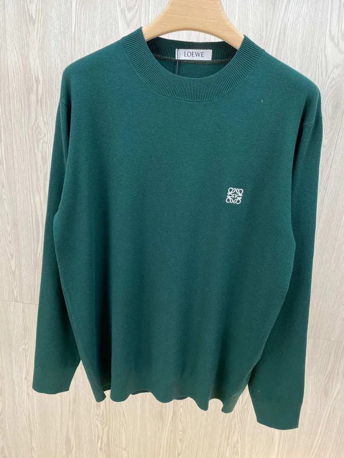 LW Spring 2025 New Collection Green Cashmere Knit Sweater