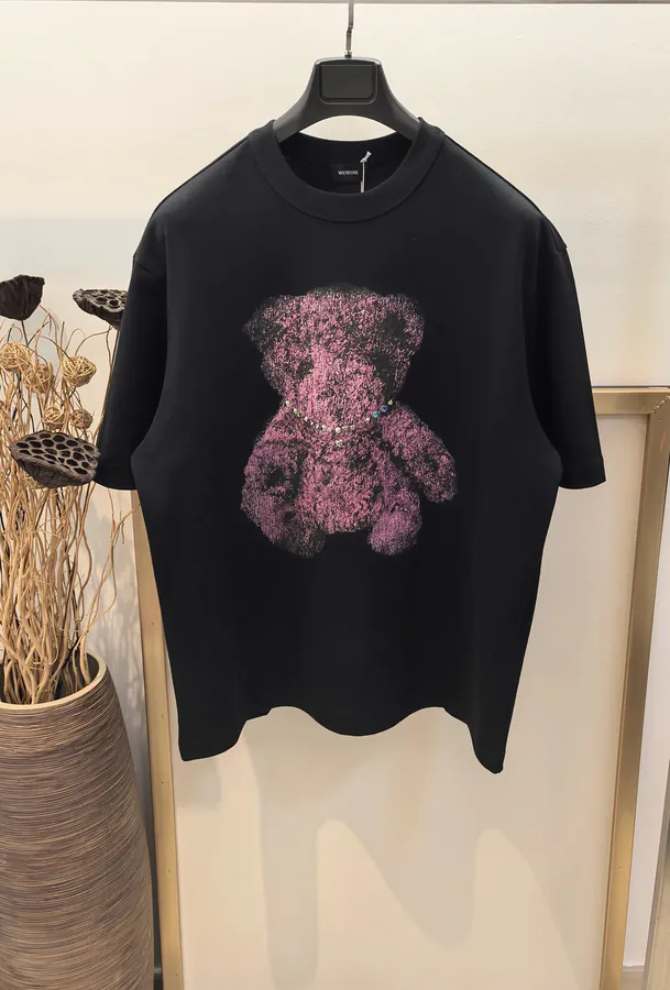 Welldone 2025 Spring Summer 3D Cartoon Bear Logo Letter T Shirt