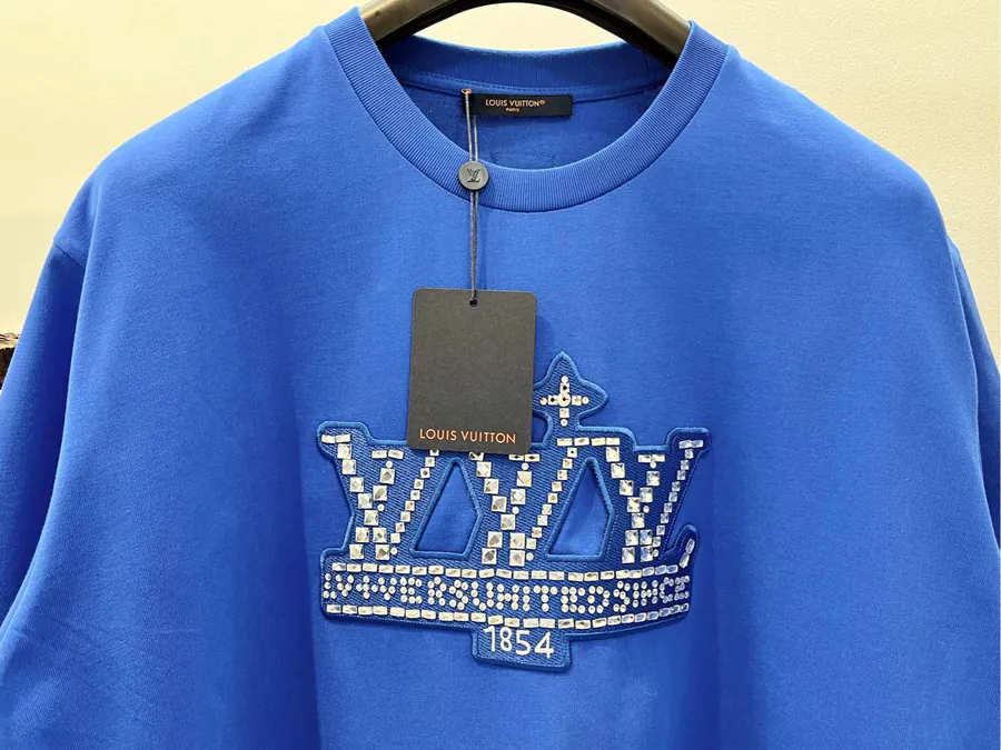 1V Louis 2025FW Cotton T Shirt with Brand Logo