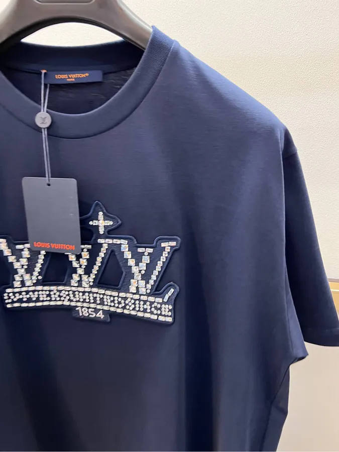 1V Louis 2025FW Cotton T Shirt with Brand Logo
