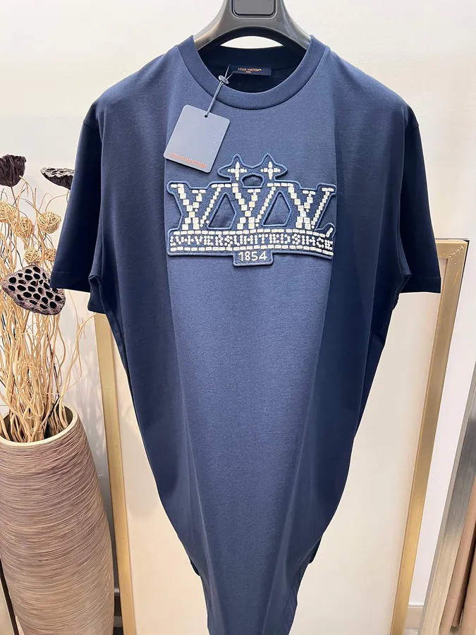 1V Louis 2025FW Cotton T Shirt with Brand Logo