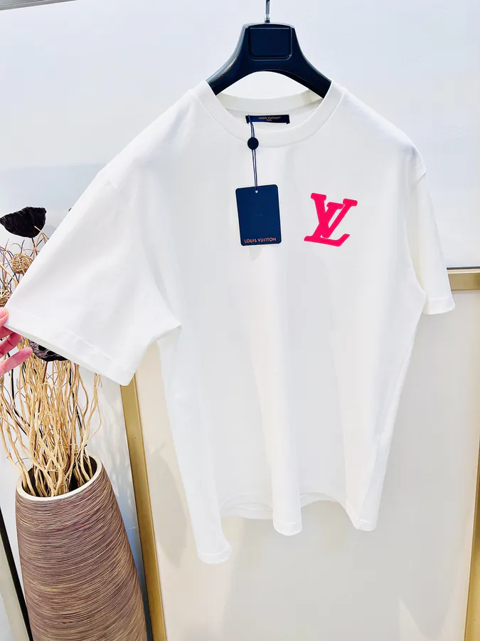 1V Louis 2025FW Cotton T Shirt with Brand Logo