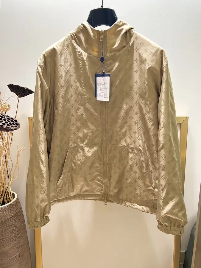 1V Louis Vuitton Monogram Waterproof Hoodie