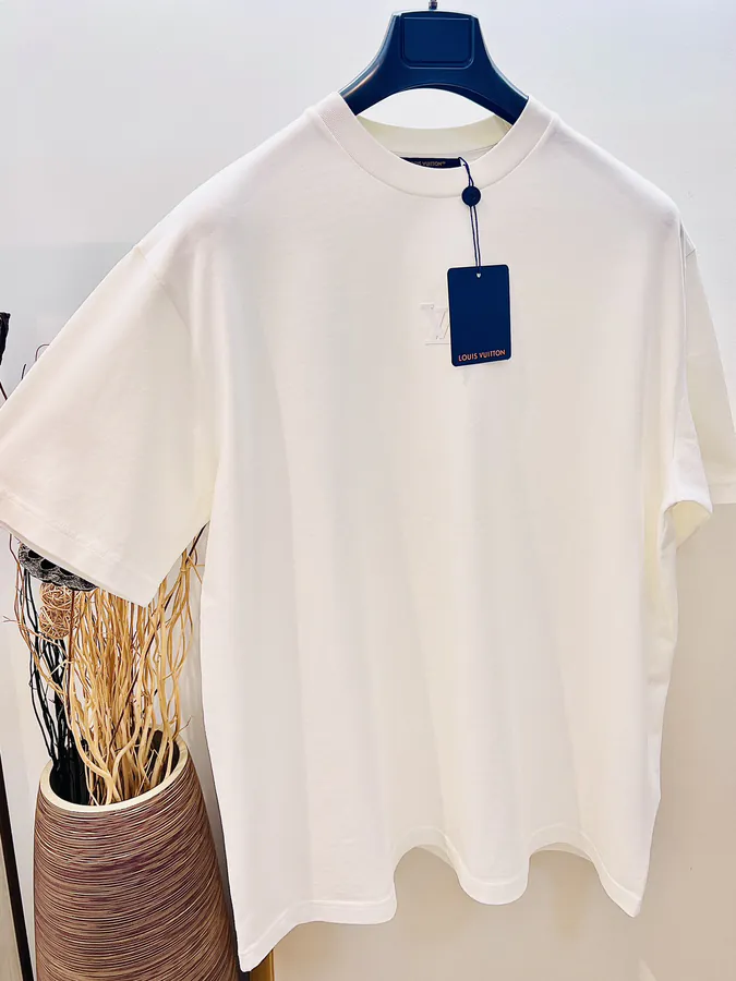 1V Louis Vuitton T Shirt Soft Knit Cotton, Unisex