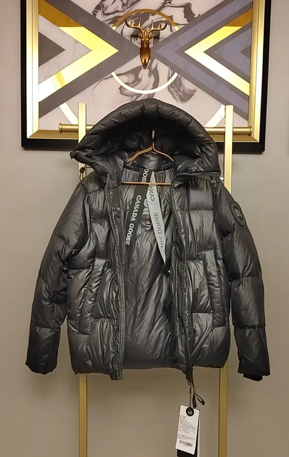 Canada Goose 2022 Limited Edition Crofton Puff Jacket Convertible Bag
