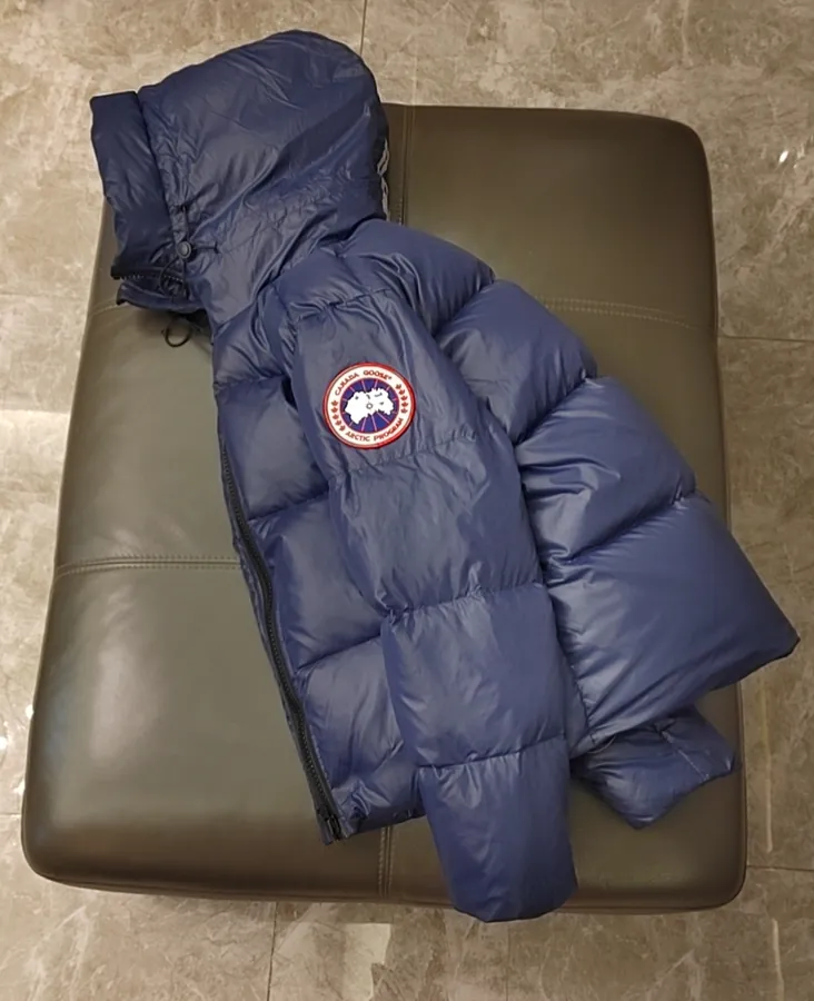 Canada Goose 2022 Limited Edition Crofton Puff Jacket Convertible Bag
