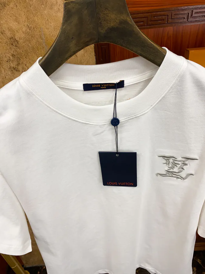 1V Leather Brand Stylish Short Sleeve for Men and Women