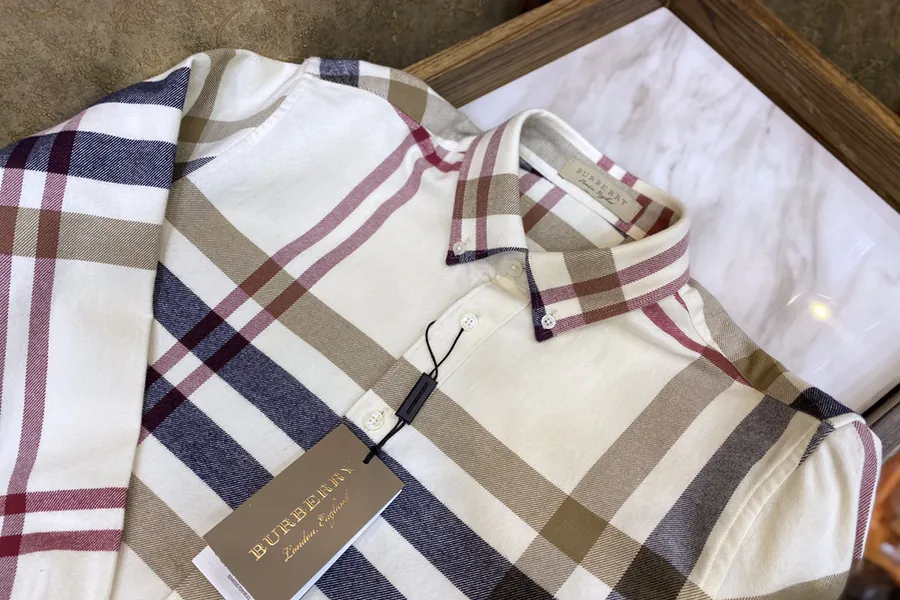 Burberry Bucket Bag with 3D Royal Pattern