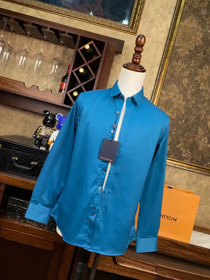 1V Leather Men's Shirt Premium Fabric and Elegant Design