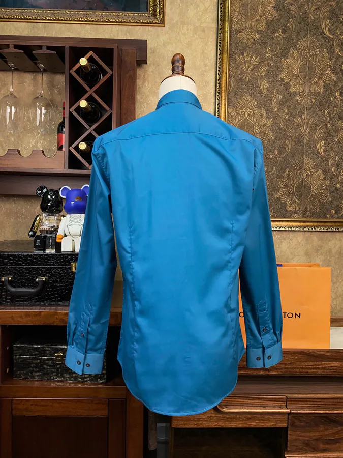 1V Leather Men's Shirt Premium Fabric and Elegant Design