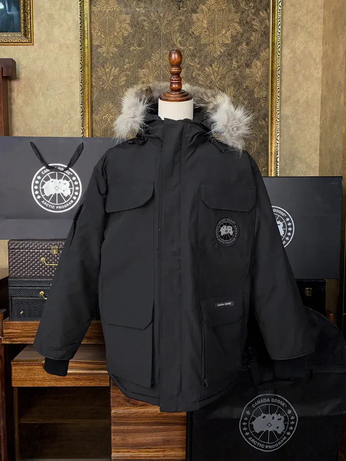 Canada Goose Far East 08 Series Black Label Down Jacket Unisex
